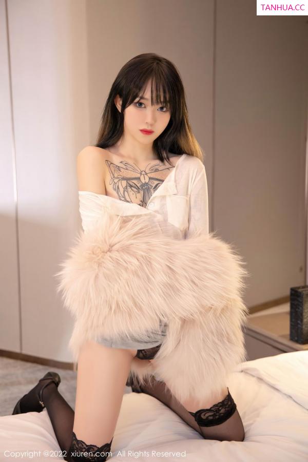 小奶瓶呜呜  [XiuRen]高清写真图 2022.01.10 No.4441 奶瓶第11张图片